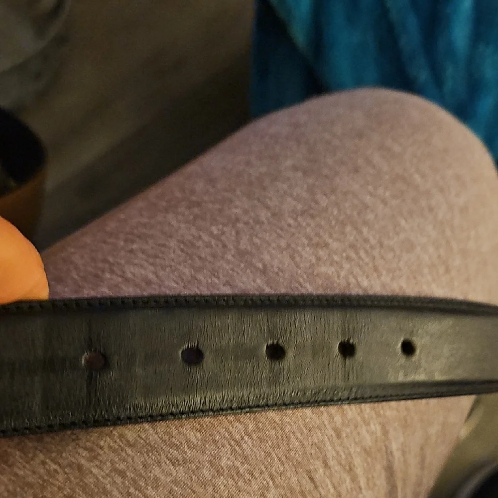 Allen Edmonds Black Leather Belt - Picture 4 of 7